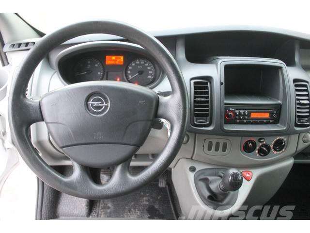 OPEL VIVARO