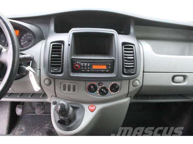 OPEL VIVARO