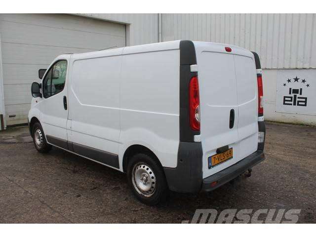 OPEL VIVARO