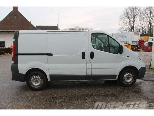 OPEL VIVARO