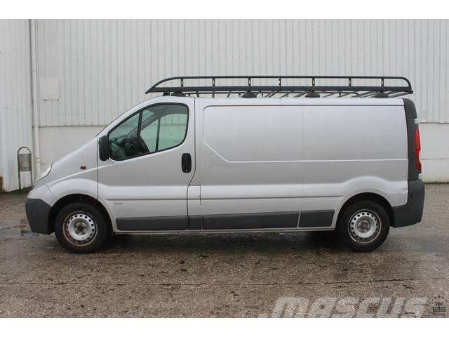 OPEL VIVARO