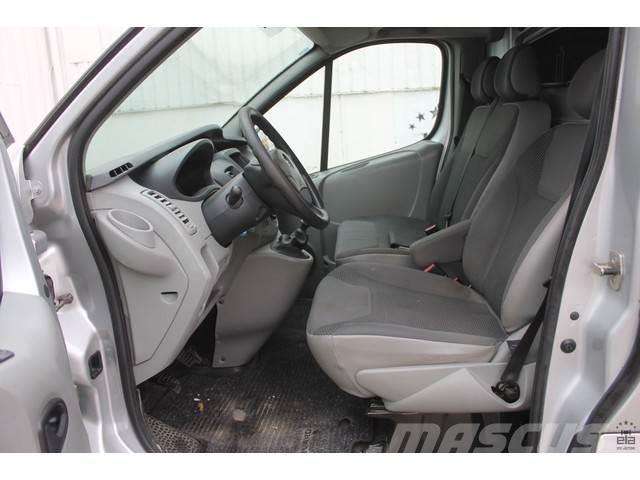 OPEL VIVARO