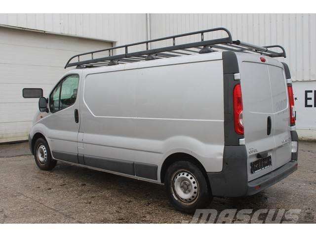 OPEL VIVARO