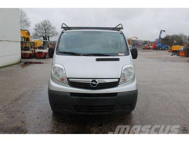 OPEL VIVARO