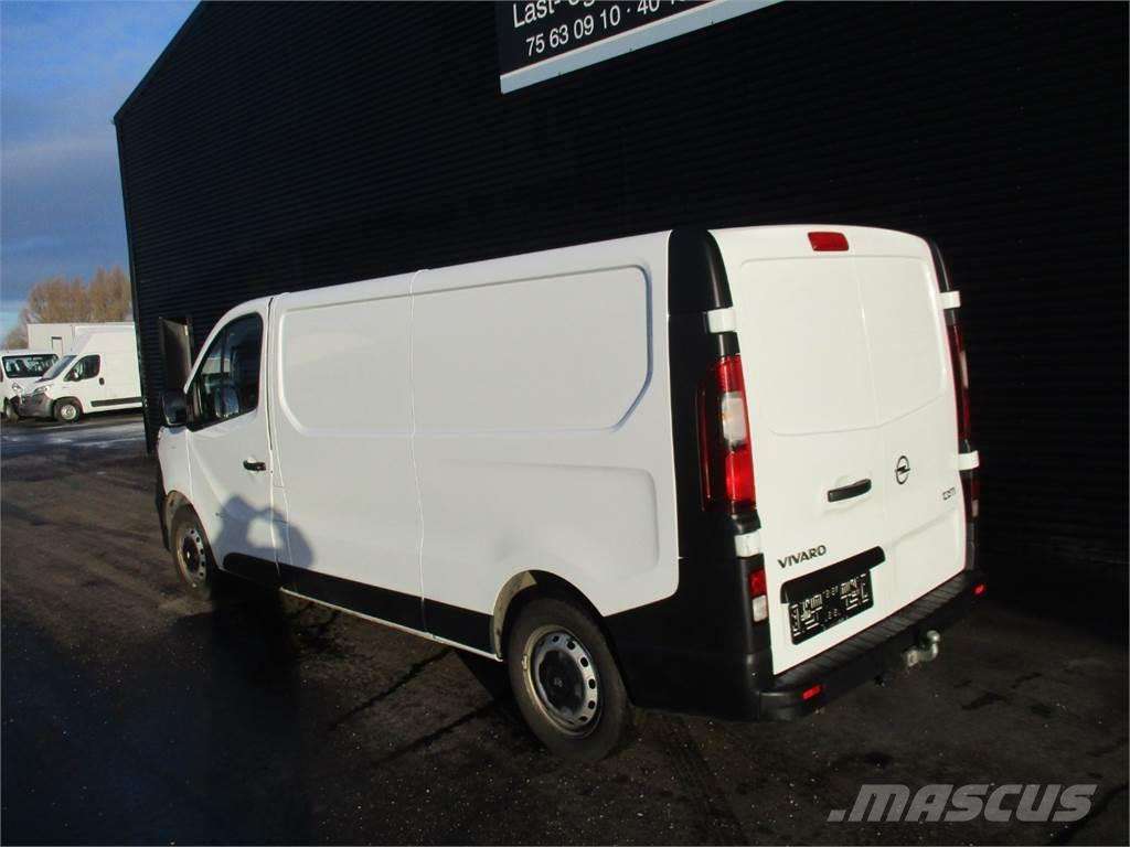 OPEL VIVARO