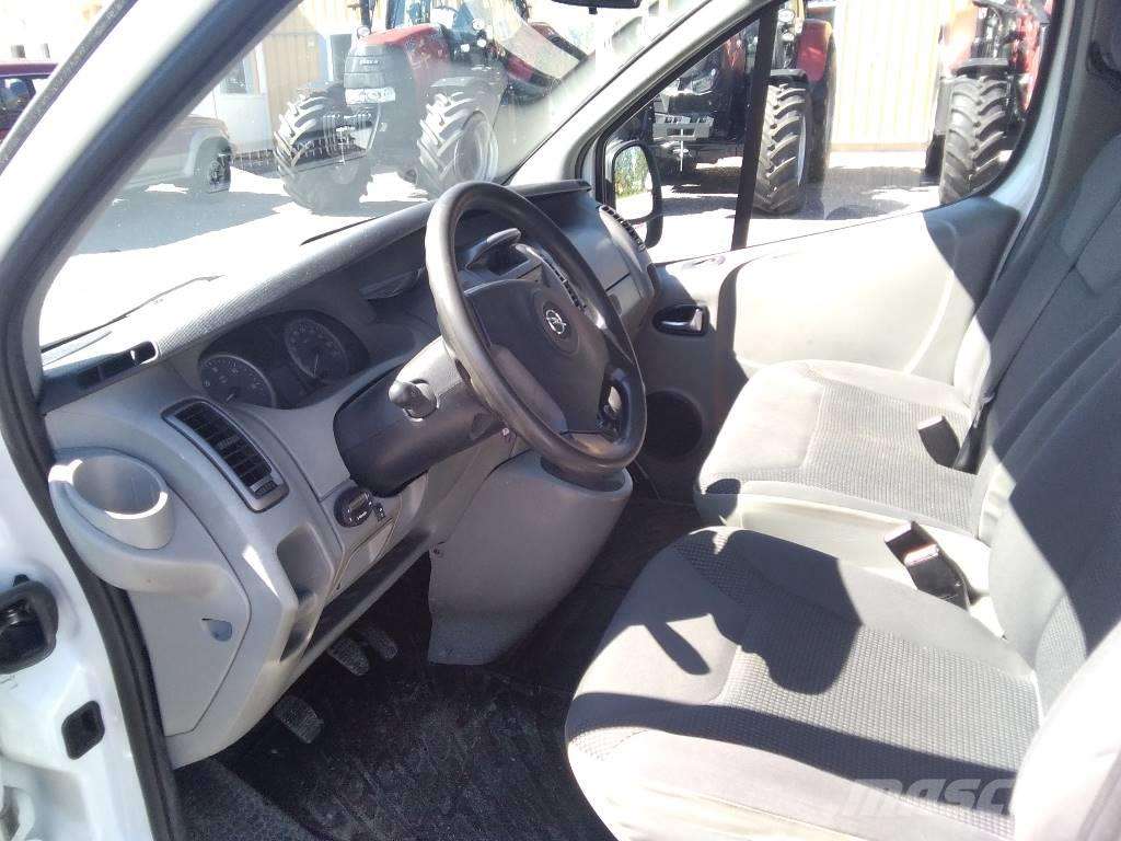 OPEL VIVARO